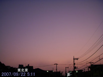 in Tokyo 2007.9.22 05:11  (enlarg. 67)