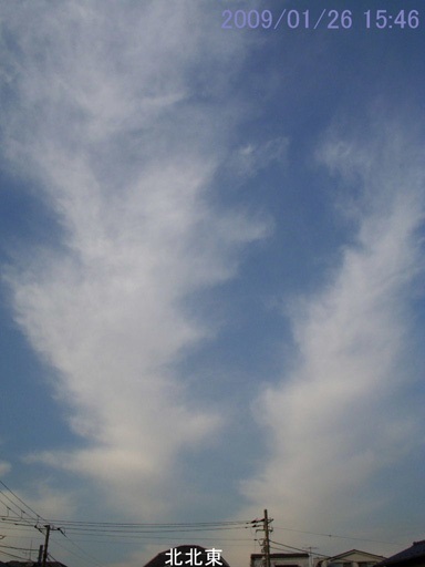東京メモ 今日の前兆雲、東京の空、電波状況、動物予兆 (第一地震予報