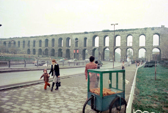 1976.11 Istanbul, Turkey 38-20